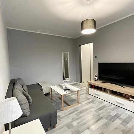Apartment By Tuwima Steeet Конін Екстер'єр фото